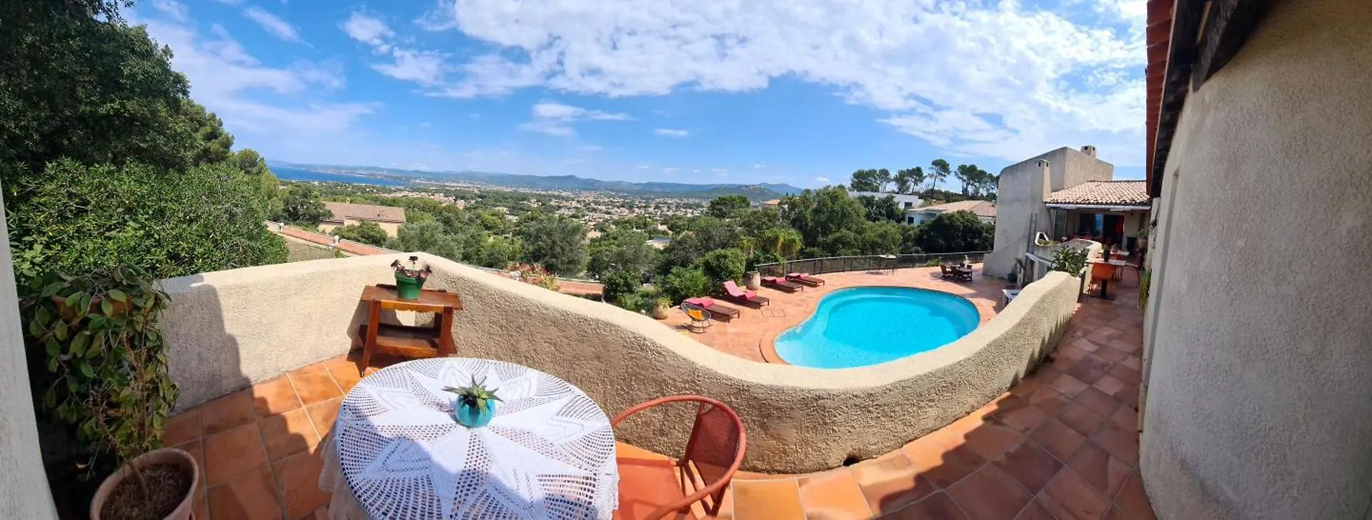 Bed and breakfast Villa M, Chambres D'Hotes, Vue Mer, Sauna, Piscine A Six-Fours Six-Fours-les-Plages