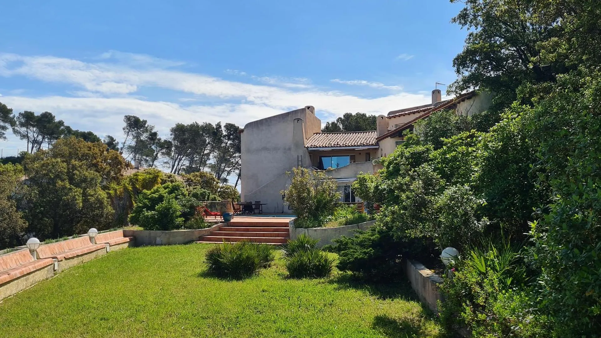 Bed and breakfast Villa M, Chambres D'Hotes, Vue Mer, Sauna, Piscine A Six-Fours Six-Fours-les-Plages