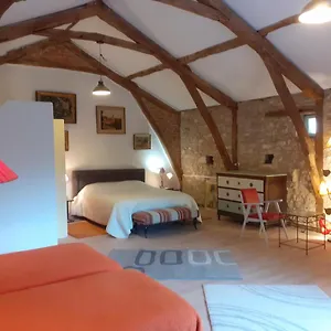 https://les-vitarelles-en-quercy.midi-pyreneeshotels.com